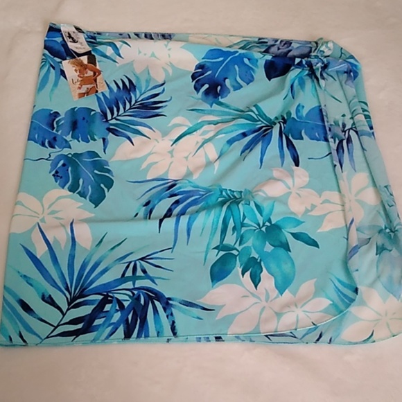 Quiksilver Other - 🌹 4/$25 Quicksilver Sarong